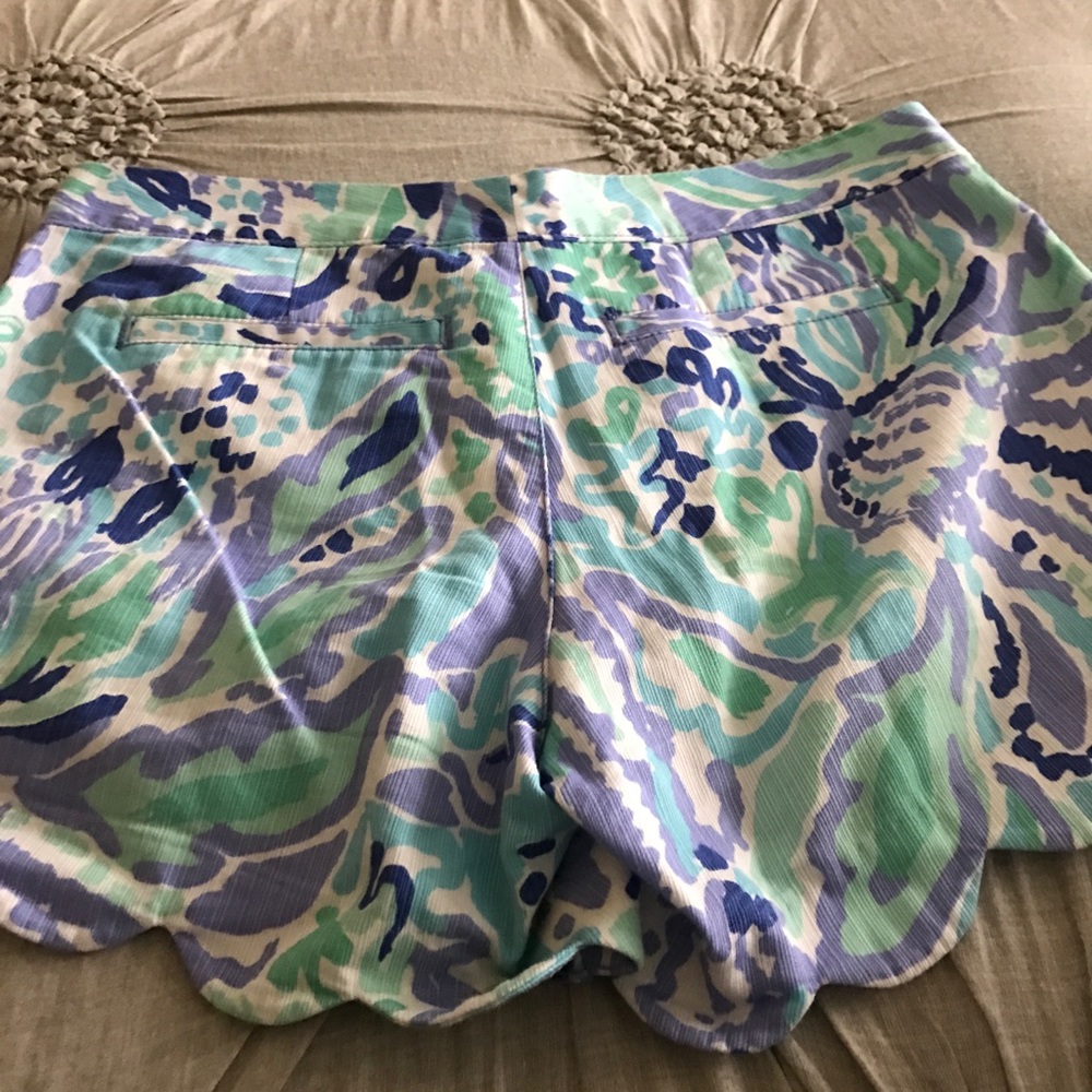 Lilly Pulitzer Buttercup shorts size 0 EUC - Picture 6 of 7